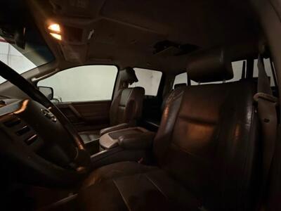 2005 Nissan Titan LE Pickup 4D 5 1/2 ft   - Photo 32 - Manassas, VA 20109