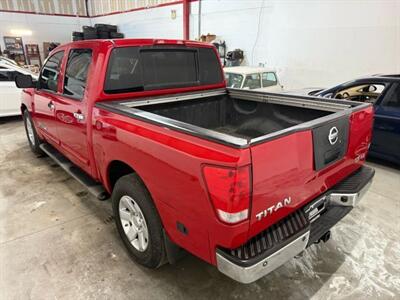 2005 Nissan Titan LE Pickup 4D 5 1/2 ft   - Photo 9 - Manassas, VA 20109