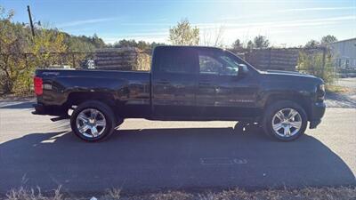 2016 Chevrolet Silverado 1500 Custom Pickup 4D 6 1/2 ft   - Photo 3 - Manassas, VA 20109