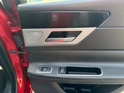 2016 Jaguar XF XF 3.5t Prestige Sedan 4D   - Photo 46 - Manassas, VA 20109