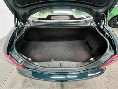 1997 Jaguar XK8 Coupe 2D   - Photo 27 - Manassas, VA 20109