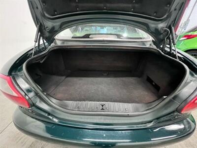 1997 Jaguar XK8 Coupe 2D   - Photo 28 - Manassas, VA 20109