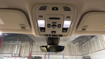 2021 GMC Yukon Denali Sport Utility 4D   - Photo 34 - Manassas, VA 20109