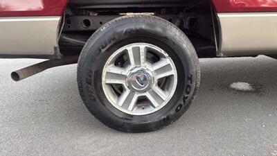 2006 Ford F-150 XLT Pickup 4D 5 1/2 ft   - Photo 43 - Manassas, VA 20109