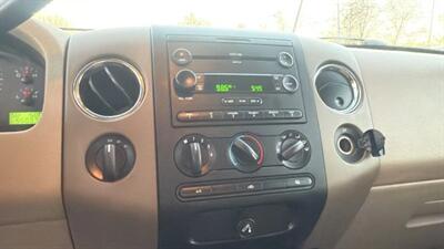 2006 Ford F-150 XLT Pickup 4D 5 1/2 ft   - Photo 29 - Manassas, VA 20109
