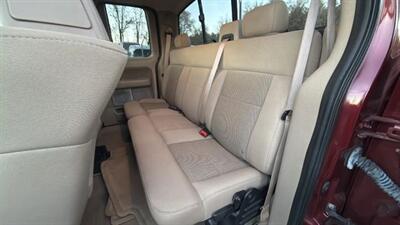 2006 Ford F-150 XLT Pickup 4D 5 1/2 ft   - Photo 31 - Manassas, VA 20109