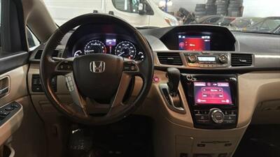 2014 Honda Odyssey EX-L Minivan 4D - Photo 17 - Manassas, VA 20109