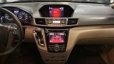 2014 Honda Odyssey EX-L Minivan 4D - Photo 29 - Manassas, VA 20109