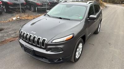2015 Jeep Cherokee Latitude Sport Utility 4D   - Photo 12 - Manassas, VA 20109