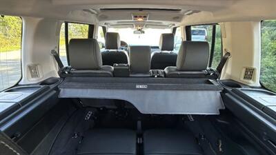 2011 Land Rover LR4 Sport Utility 4D - Photo 46 - Manassas, VA 20109