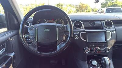 2011 Land Rover LR4 Sport Utility 4D - Photo 20 - Manassas, VA 20109