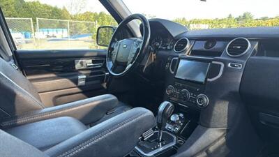 2011 Land Rover LR4 Sport Utility 4D - Photo 54 - Manassas, VA 20109