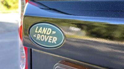 2011 Land Rover LR4 Sport Utility 4D - Photo 17 - Manassas, VA 20109