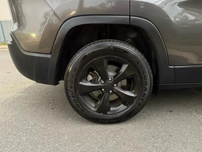 2019 Jeep Cherokee Limited Sport Utility 4D - Photo 54 - Manassas, VA 20109