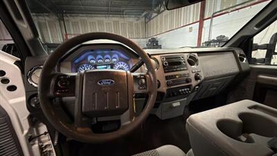 2016 Ford F-250 XLT Pickup 4D 8 ft   - Photo 23 - Manassas, VA 20109