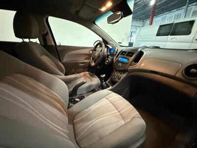 2012 Chevrolet Sonic LT Hatchback Sedan 4D   - Photo 35 - Manassas, VA 20109