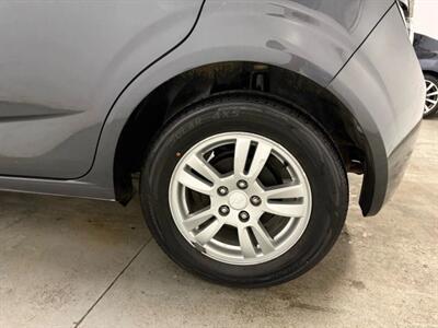 2012 Chevrolet Sonic LT Hatchback Sedan 4D   - Photo 39 - Manassas, VA 20109