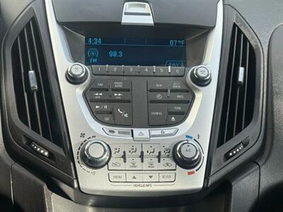 2015 Chevrolet Equinox LS Sport Utility 4D   - Photo 22 - Manassas, VA 20109