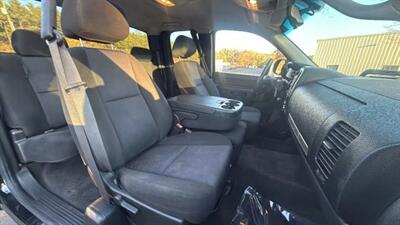 2011 GMC Sierra 1500 SLE Pickup 4D 6 1/2 ft   - Photo 40 - Manassas, VA 20109