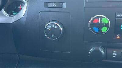 2011 GMC Sierra 1500 SLE Pickup 4D 6 1/2 ft   - Photo 31 - Manassas, VA 20109