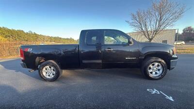 2011 GMC Sierra 1500 SLE Pickup 4D 6 1/2 ft   - Photo 3 - Manassas, VA 20109