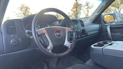 2011 GMC Sierra 1500 SLE Pickup 4D 6 1/2 ft   - Photo 23 - Manassas, VA 20109