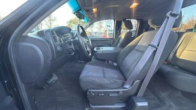 2011 GMC Sierra 1500 SLE Pickup 4D 6 1/2 ft   - Photo 20 - Manassas, VA 20109