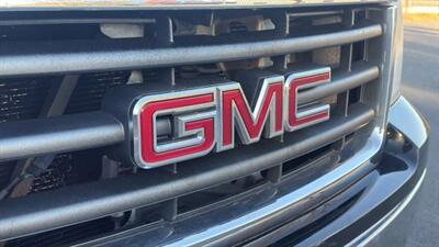 2011 GMC Sierra 1500 SLE Pickup 4D 6 1/2 ft   - Photo 15 - Manassas, VA 20109