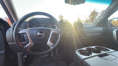 2011 GMC Sierra 1500 SLE Pickup 4D 6 1/2 ft   - Photo 24 - Manassas, VA 20109