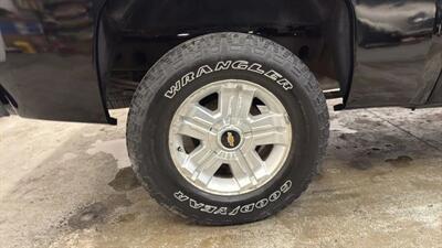 2011 Chevrolet Silverado 1500 LT Pickup 4D 5 3/4 ft   - Photo 40 - Manassas, VA 20109