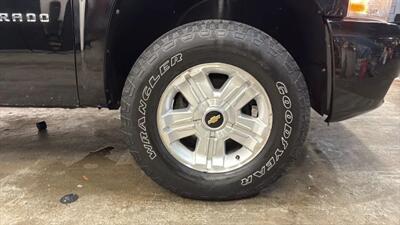 2011 Chevrolet Silverado 1500 LT Pickup 4D 5 3/4 ft   - Photo 39 - Manassas, VA 20109