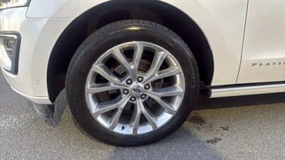 2019 Ford Expedition MAX Platinum Sport Utility 4D - Photo 69 - Manassas, VA 20109