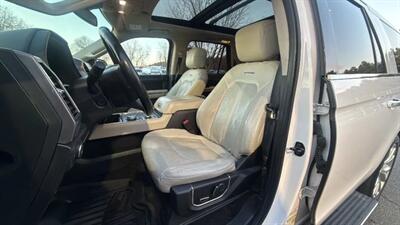 2019 Ford Expedition MAX Platinum Sport Utility 4D - Photo 40 - Manassas, VA 20109