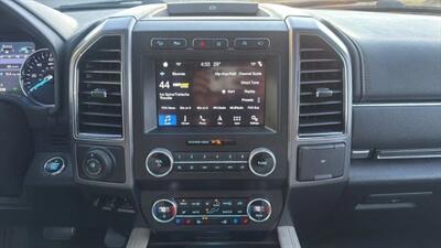 2019 Ford Expedition MAX Platinum Sport Utility 4D - Photo 28 - Manassas, VA 20109