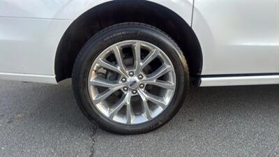 2019 Ford Expedition MAX Platinum Sport Utility 4D - Photo 67 - Manassas, VA 20109