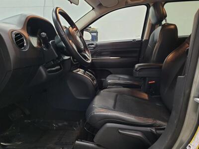 2014 Jeep Compass Latitude Sport Utility 4D   - Photo 15 - Manassas, VA 20109