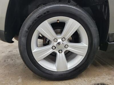 2014 Jeep Compass Latitude Sport Utility 4D   - Photo 39 - Manassas, VA 20109