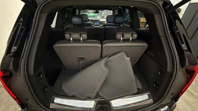 2023 Cadillac XT6 Premium Luxury Sport Utility 4D   - Photo 56 - Manassas, VA 20109