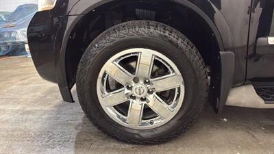 2012 Nissan Armada Platinum Sport Utility 4D - Photo 62 - Manassas, VA 20109