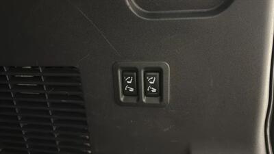 2012 Nissan Armada Platinum Sport Utility 4D - Photo 48 - Manassas, VA 20109