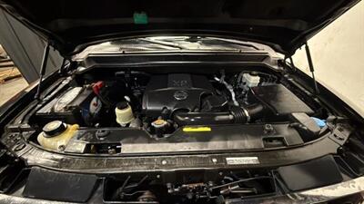 2012 Nissan Armada Platinum Sport Utility 4D - Photo 63 - Manassas, VA 20109