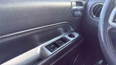 2016 Jeep Compass High Altitude Edition Sport Utility 4D   - Photo 26 - Manassas, VA 20109