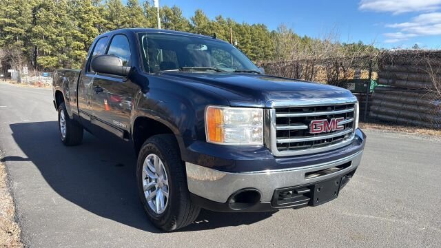 2012 GMC Sierra 1500 SL Pickup 4D 6 1/2 ft  