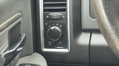2015 RAM 1500 SLT Pickup 4D 6 1/3 ft - Photo 28 - Manassas, VA 20109