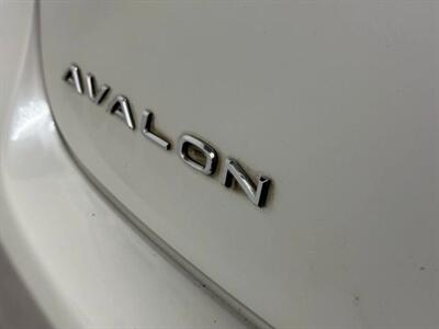 2014 Toyota Avalon XLE Sedan 4D   - Photo 17 - Manassas, VA 20109