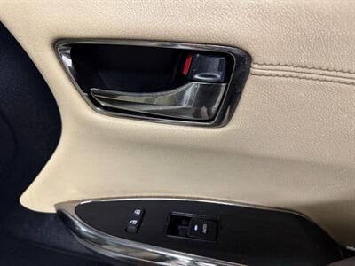 2014 Toyota Avalon XLE Sedan 4D   - Photo 42 - Manassas, VA 20109