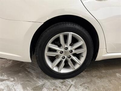 2014 Toyota Avalon XLE Sedan 4D   - Photo 44 - Manassas, VA 20109