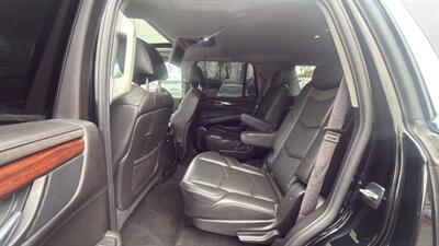 2015 Cadillac Escalade Luxury Sport Utility 4D - Photo 40 - Manassas, VA 20109