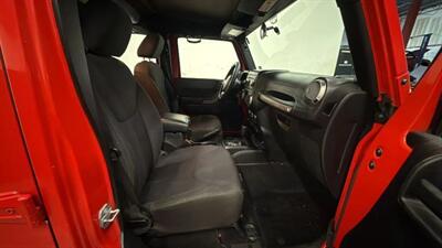 2015 Jeep Wrangler Unlimited Sport SUV 4D   - Photo 41 - Manassas, VA 20109