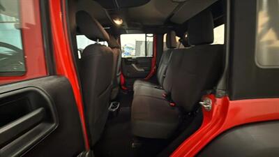 2015 Jeep Wrangler Unlimited Sport SUV 4D   - Photo 32 - Manassas, VA 20109